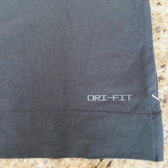 UCLA Nike Dri fit men’s size small - Picture 5 of 12